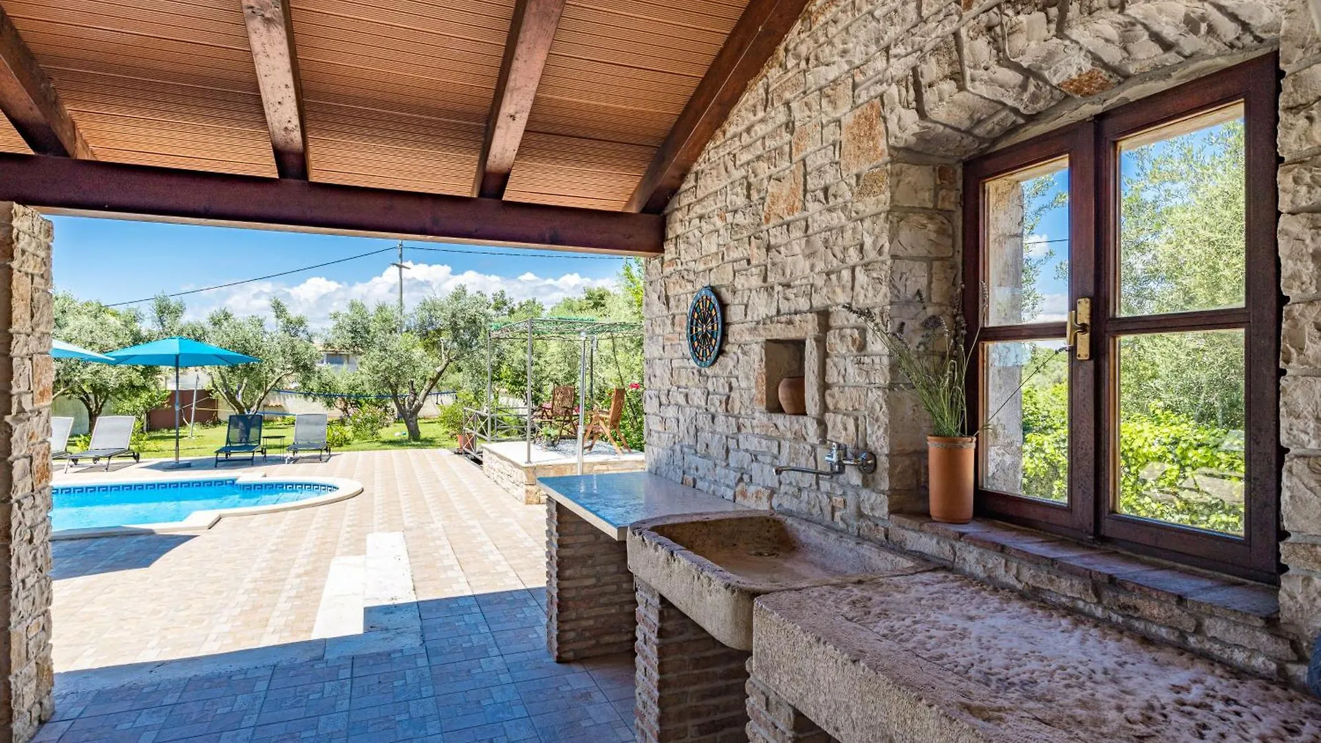 Villa Lavinija Kavran